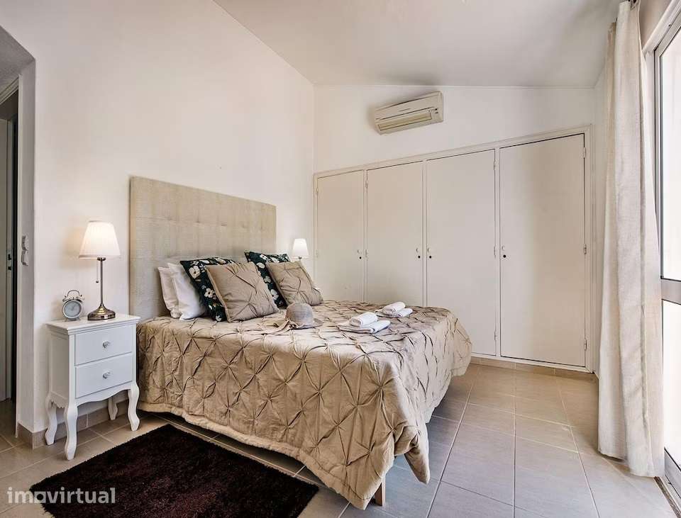 Charming 4BR Villa - Grande imagem: 5/13