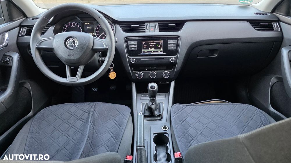 Skoda Octavia 1.6 TDI Active - 5