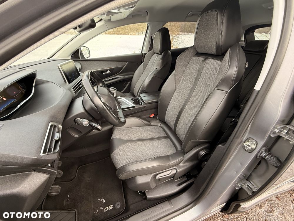 Peugeot 3008 - 8