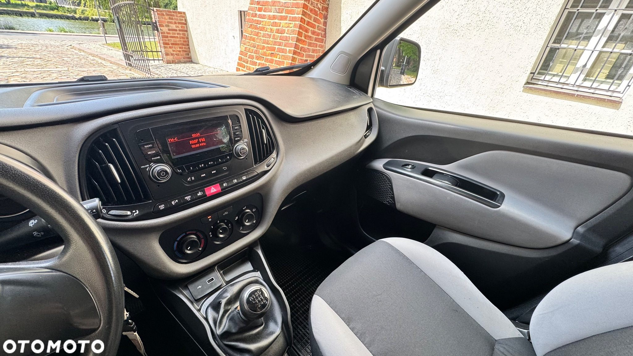 Fiat Doblo 1.4 T-Jet Active - 12