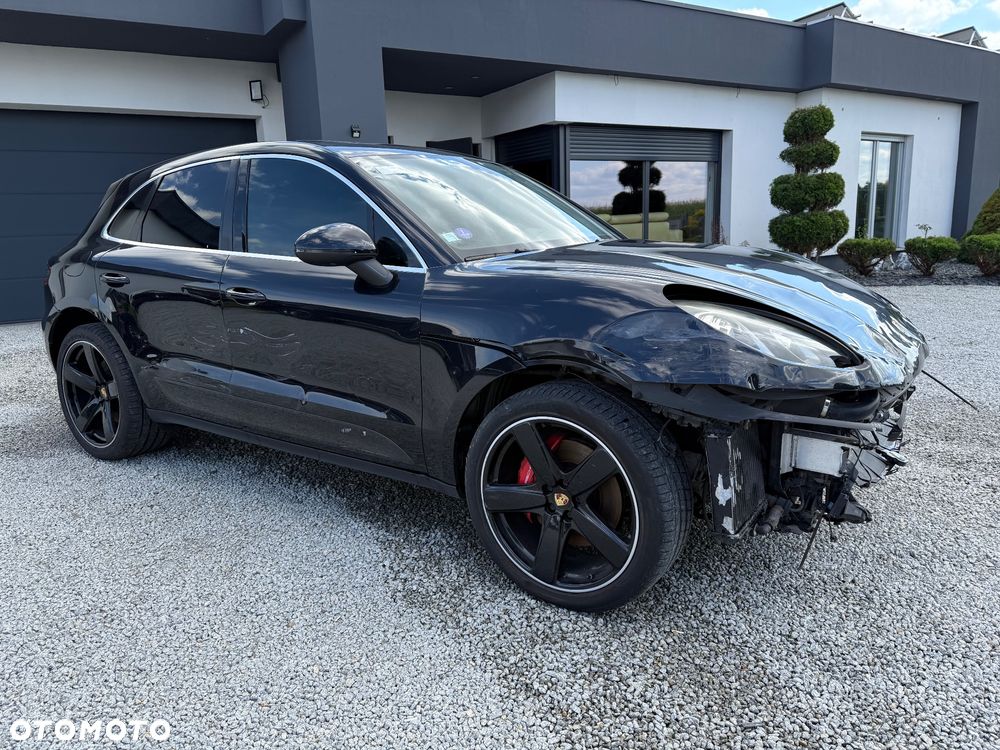 Porsche Macan Turbo PDK - 21