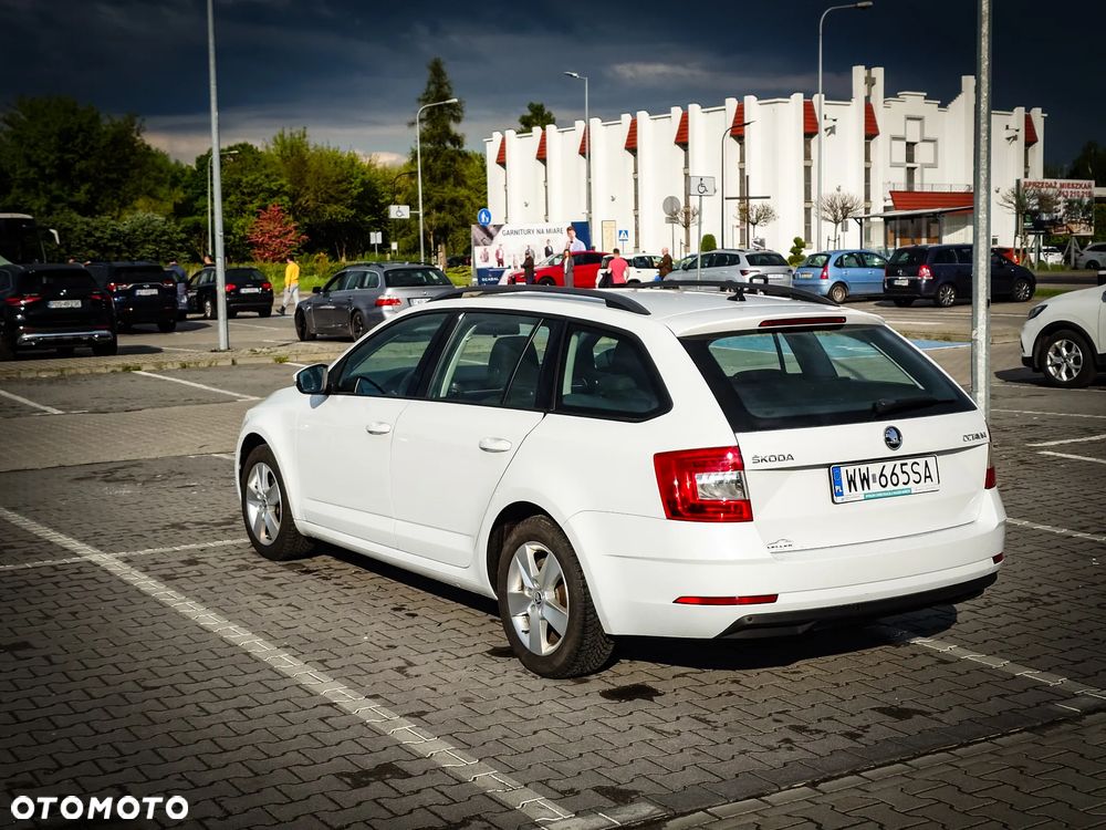 Skoda Octavia 1.6 TDI SCR Ambition - 7