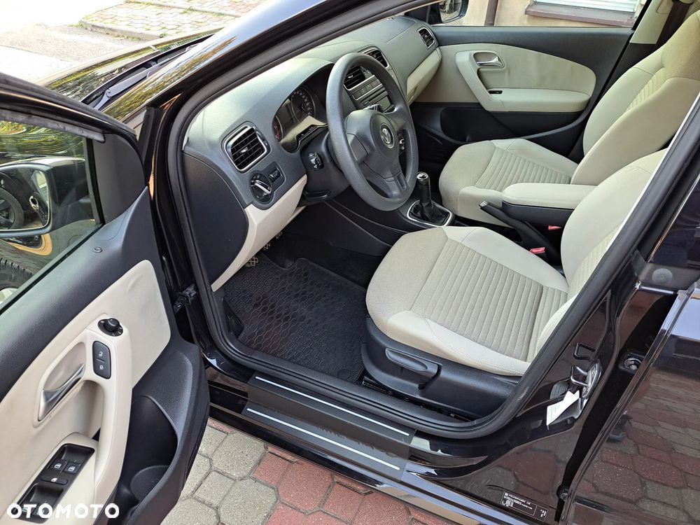 Volkswagen Polo 1.2 Comfortline - 11