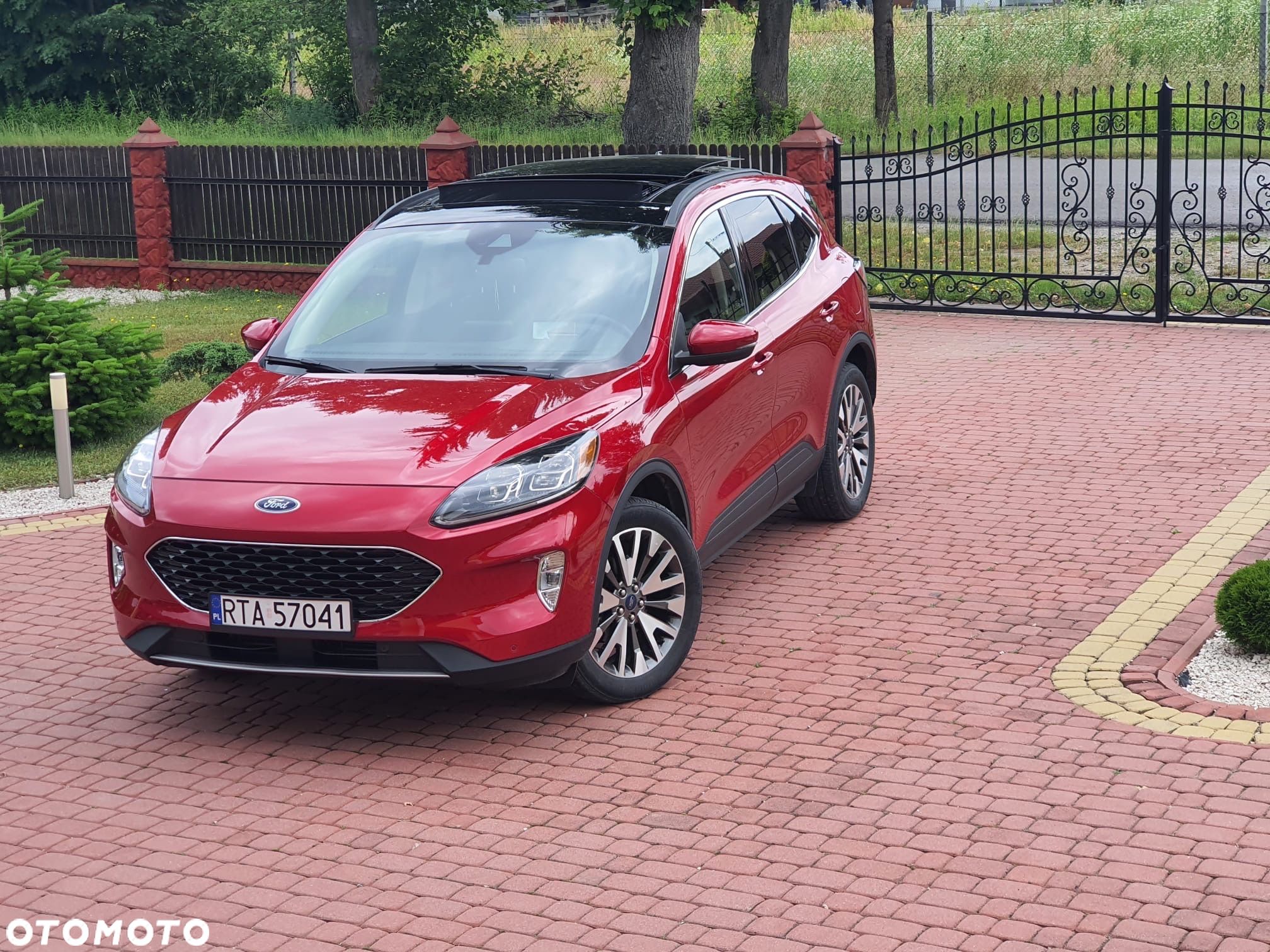 Ford Escape 2.0 EcoBoost AWD Titanium - 1