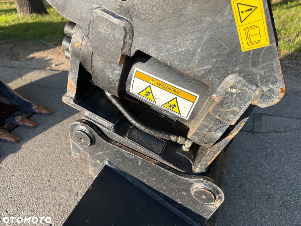 Yanmar Minikoparka Gąsienicowa ViO57 - 17