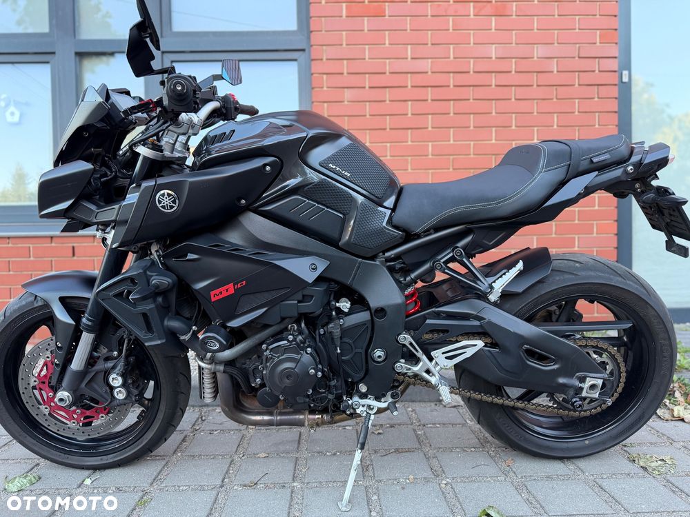 Yamaha MT - 7