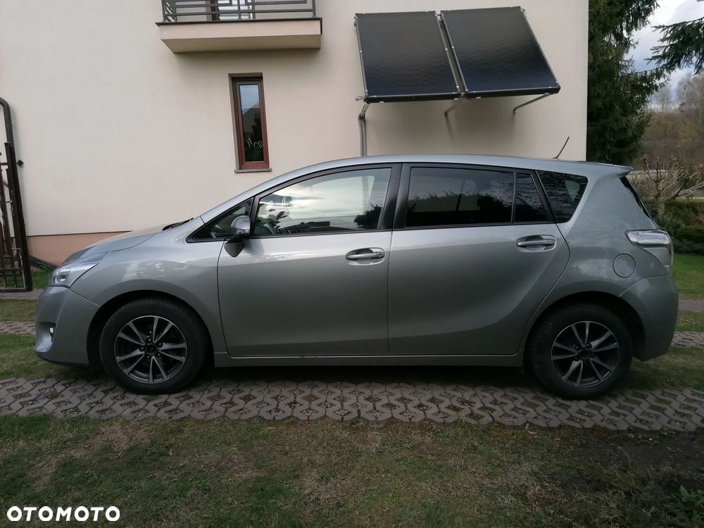 Toyota Verso 2.0 D-4D Active - 5