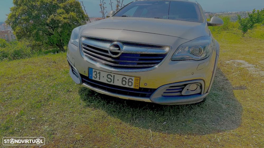 Opel Insignia Country Tourer 2.0 CDTi AWD S/S - 10