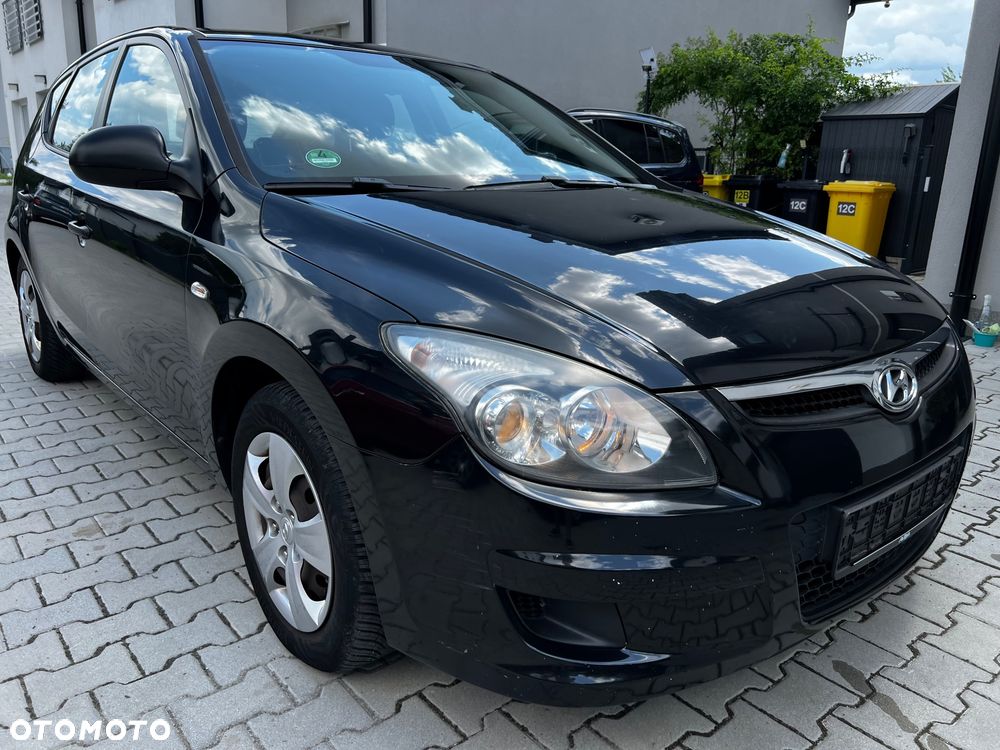 Hyundai i30 1.4 Classic + - 10