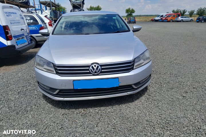 Dezmembrez Volkswagen VW Passat B7 [2010 - 2015] Sedan 2.0 MT (140 hp - 1
