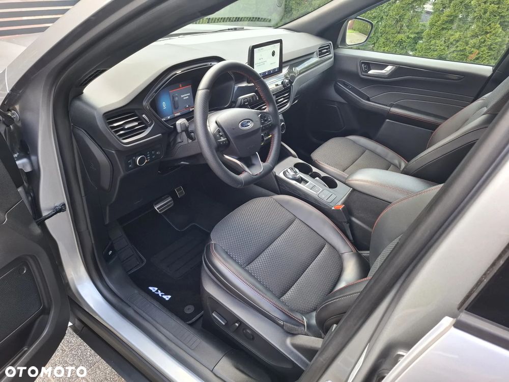 Ford Kuga 2.5 Duratec FHEV 4x4 ST-LINE X - 10