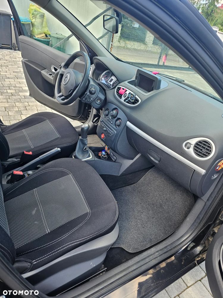 Renault Clio 1.5 dCi Dynamique - 9