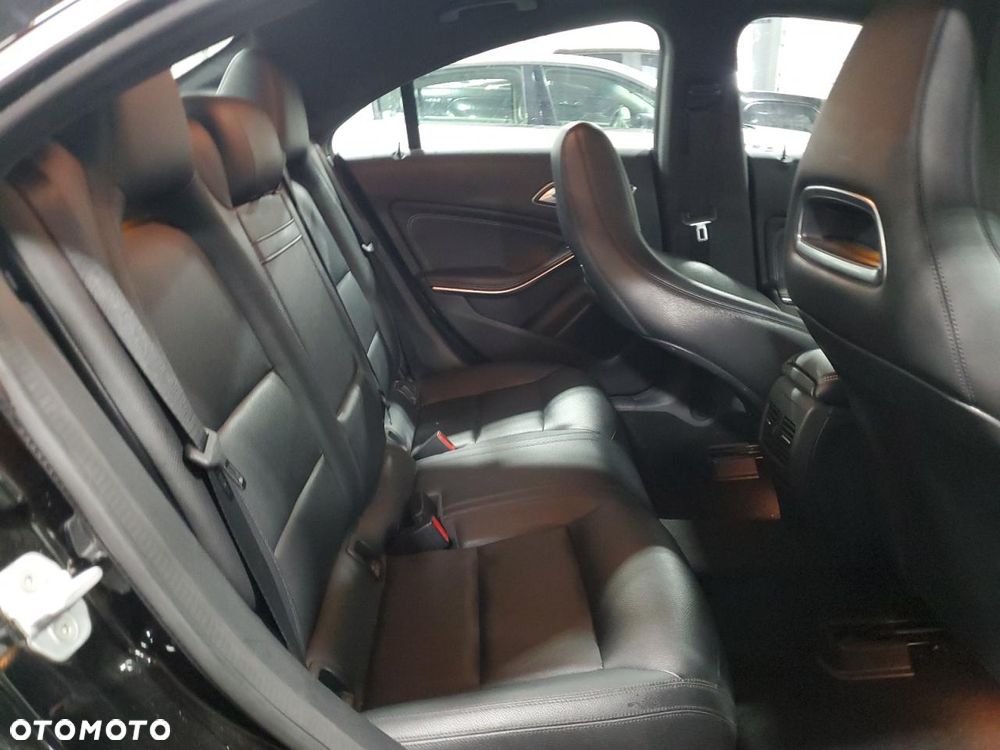 Mercedes-Benz CLA - 9