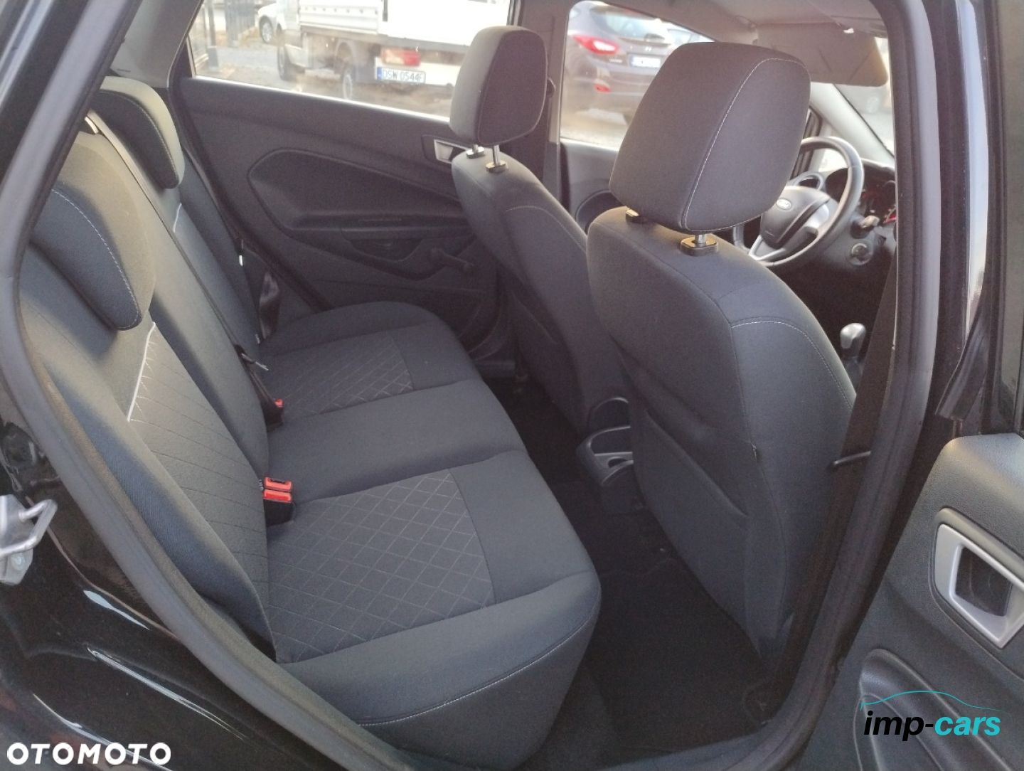 Ford Fiesta - 12