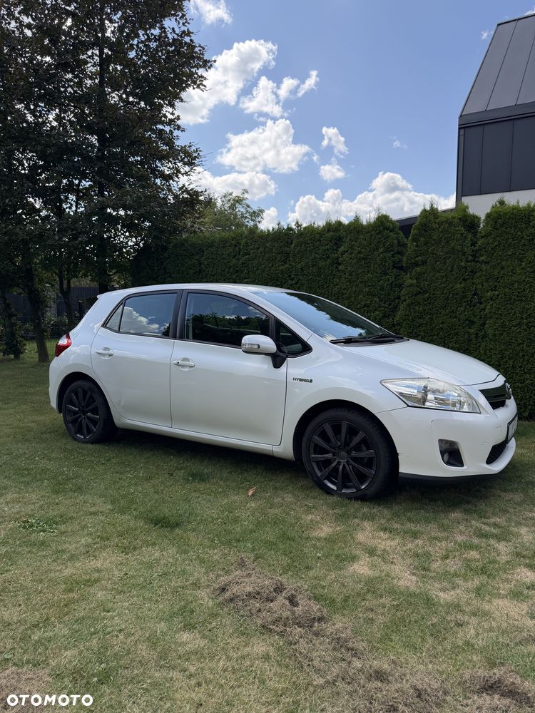 Toyota Auris 1.8 HSD Luna - 1