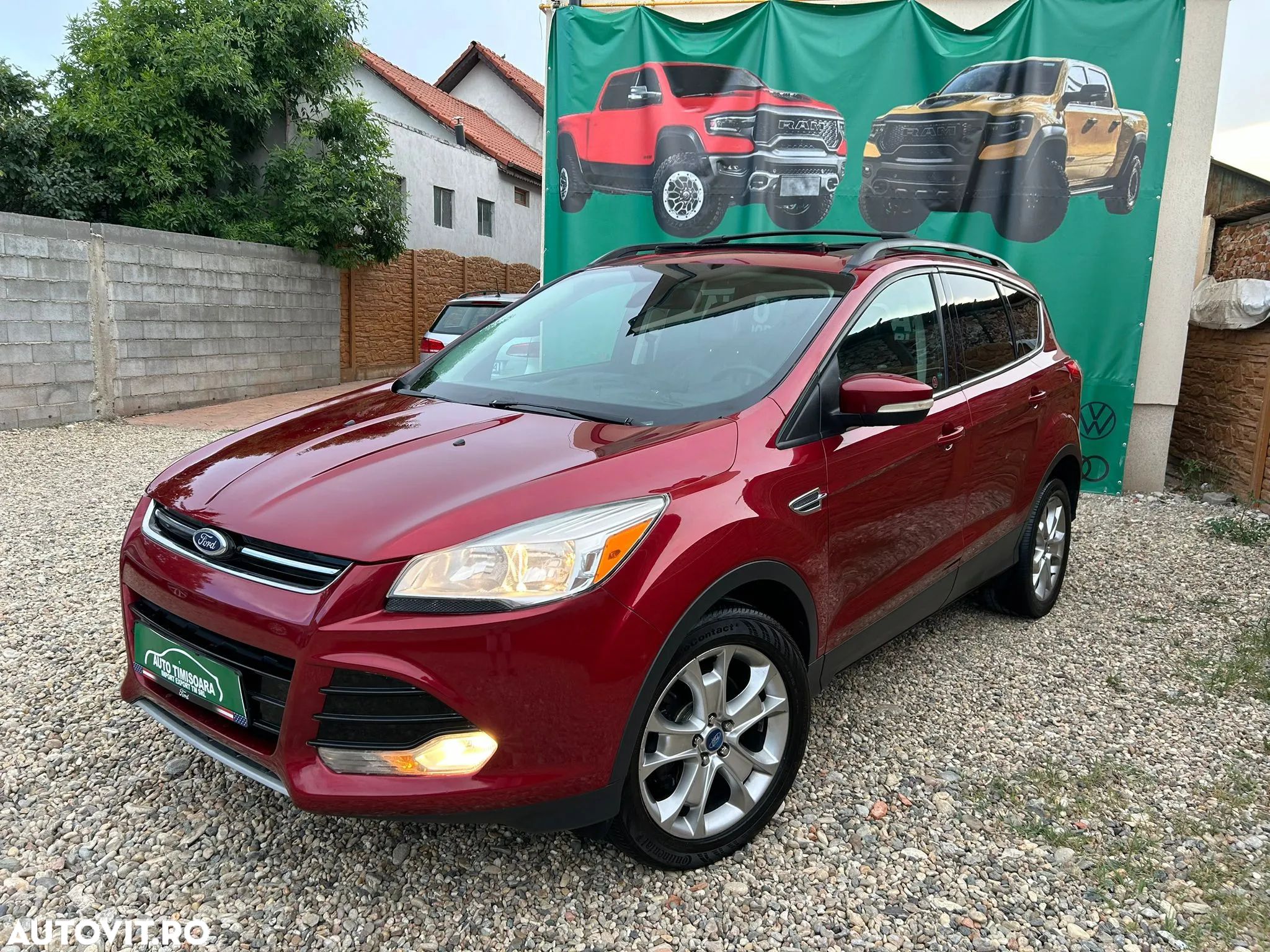 Ford Kuga - 1