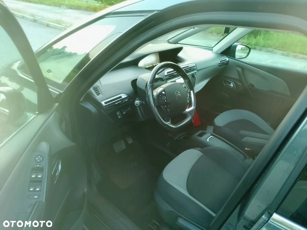 Citroën C4 Picasso e-HDi 115 ETG6 Exclusive - 25