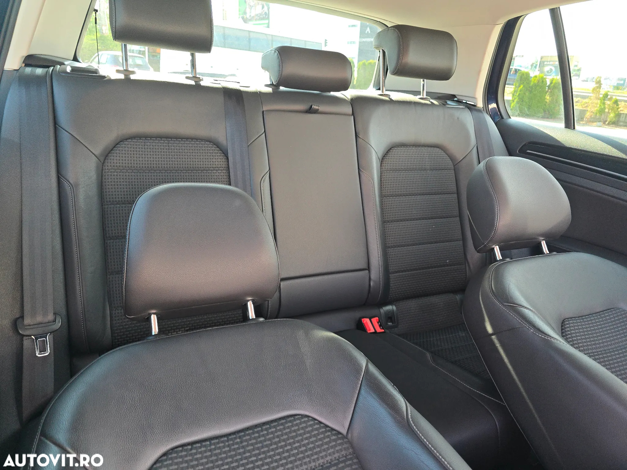 Volkswagen Golf 1.4 TSI ACT BlueMotion Technology DSG Highline - 11