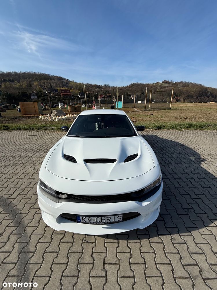 Dodge Charger 5.7 R/T - 2