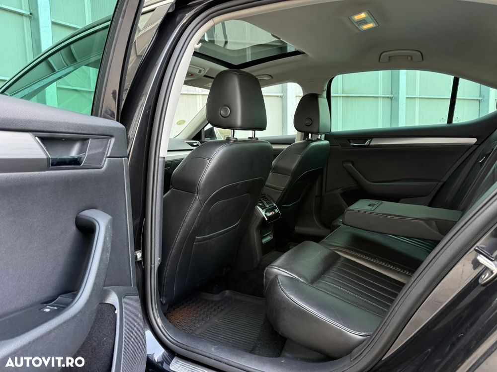 Skoda Superb 2.0 TDI DSG Premium Edition - 19