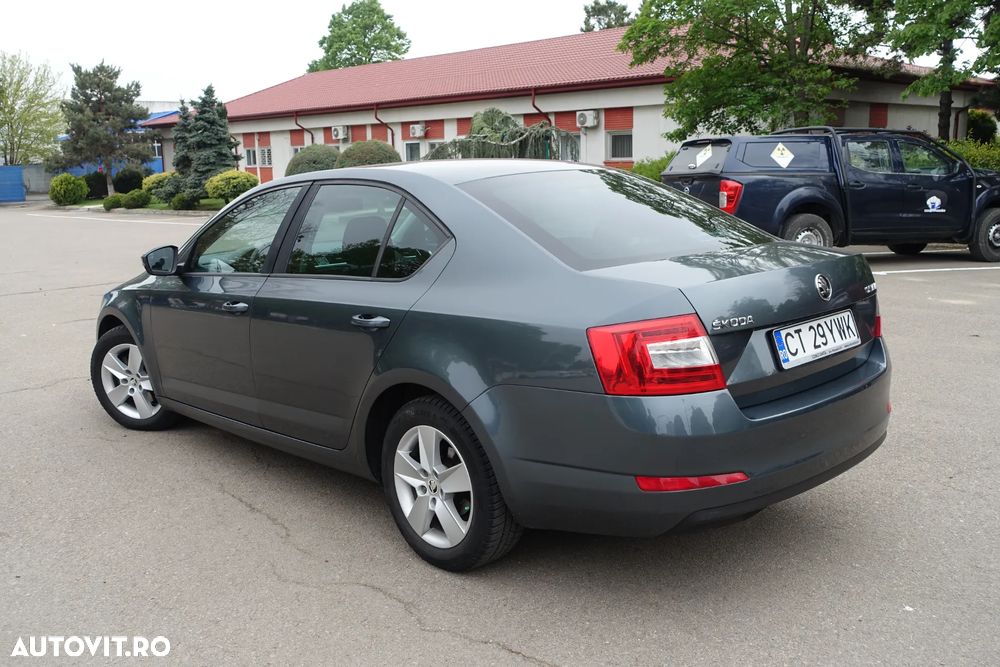 Skoda Octavia 1.4 TSI ELEGANCE - 7