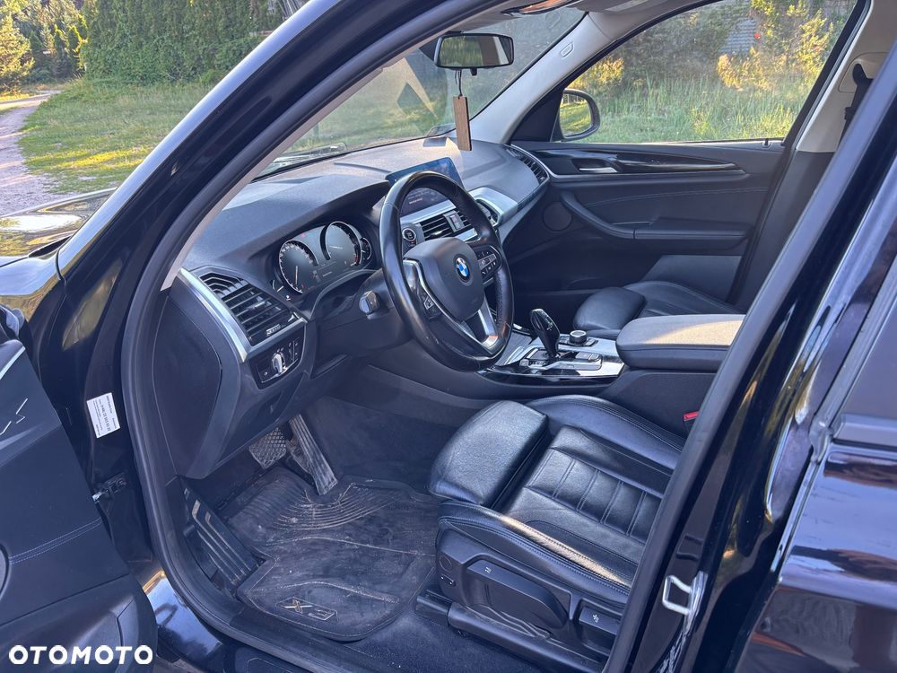 BMW X3 xDrive20i - 8