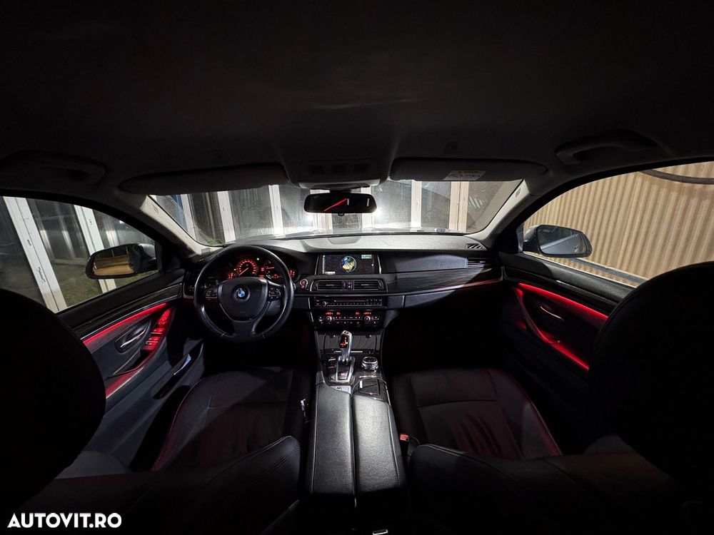BMW Seria 5 520d Aut. Luxury Line - 8