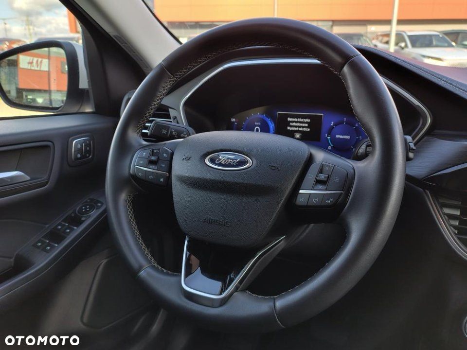 Ford Kuga - 22