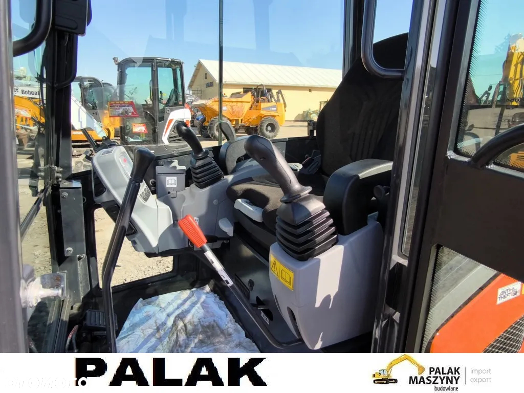 Kubota Mini koparka Kubota KX019- 4 ,  2023 rok - 12