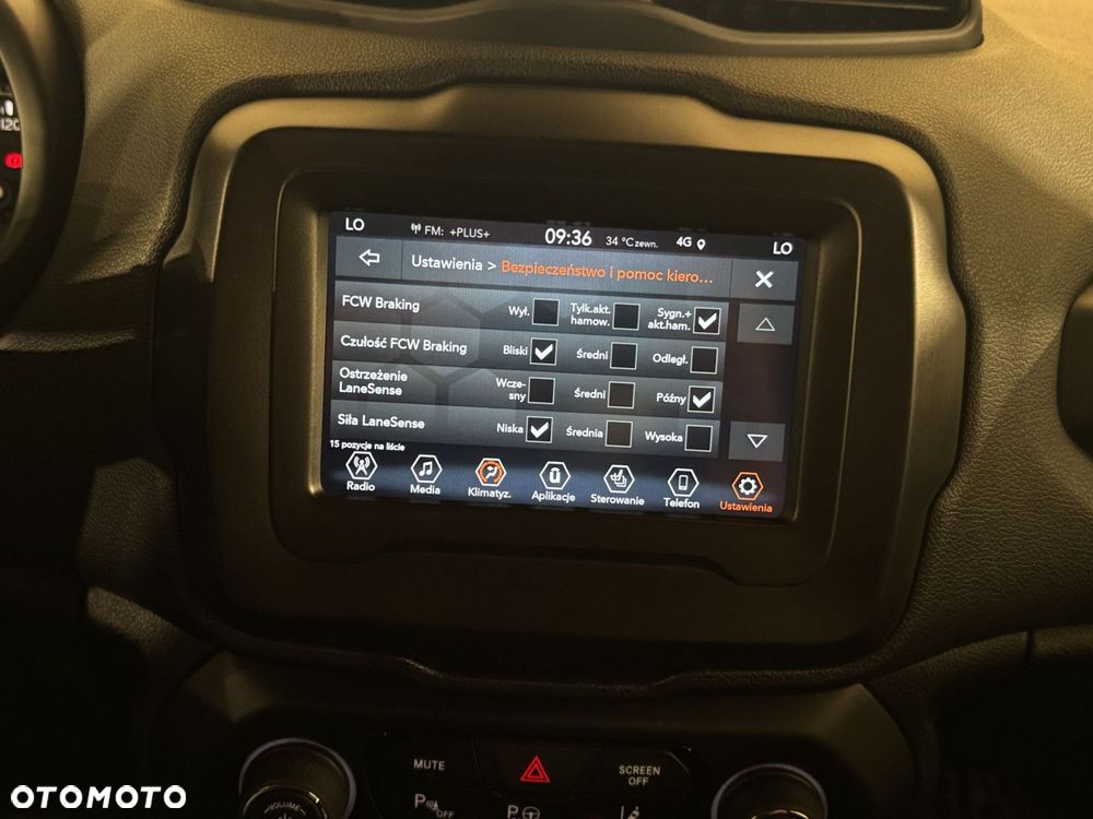 Jeep Renegade - 24