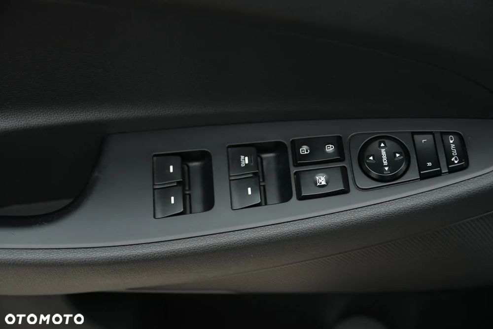 Hyundai Tucson 1.6 GDi 2WD Select - 28