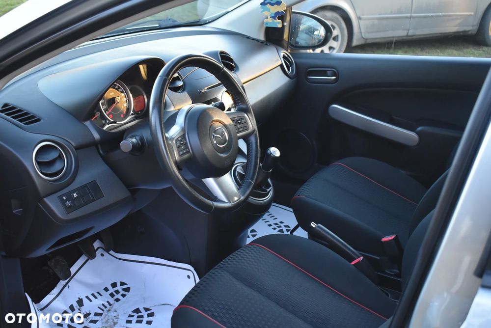 Mazda 2 1.5 Sport - 16