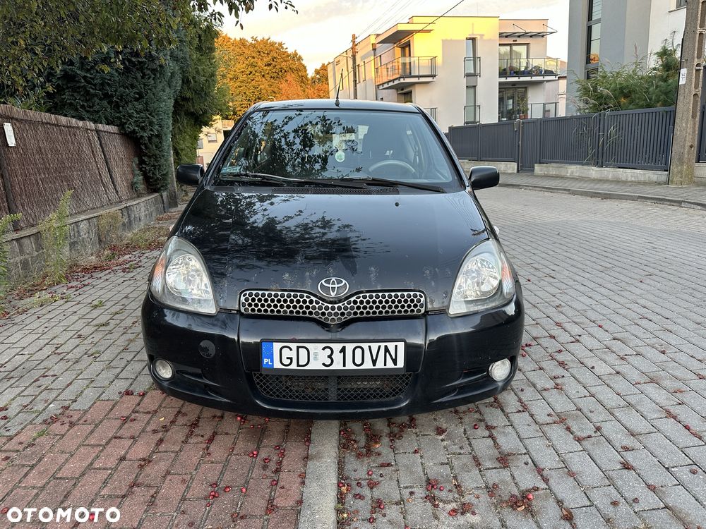 Toyota Yaris 2001 photo 2