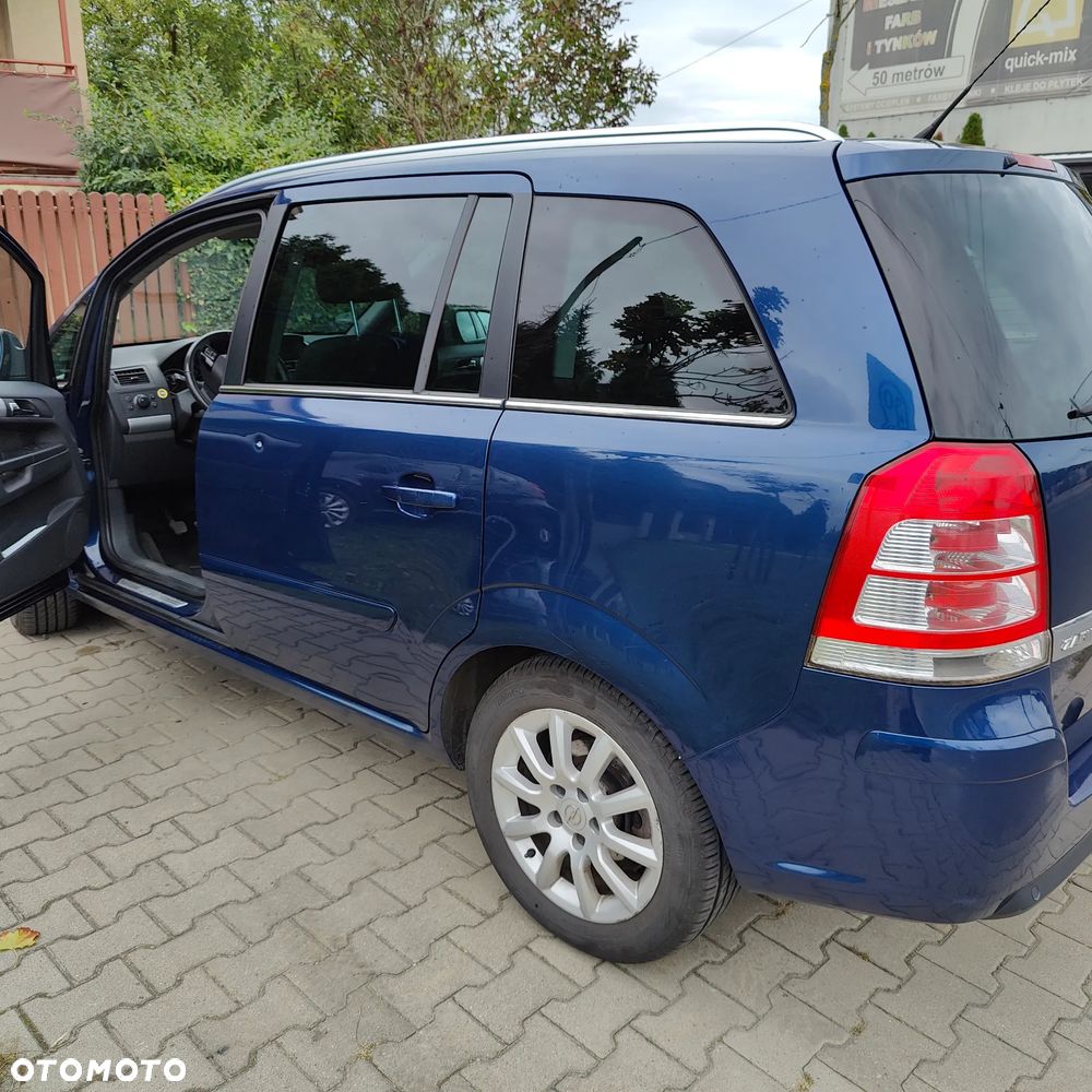 Opel Zafira 1.8 - 6