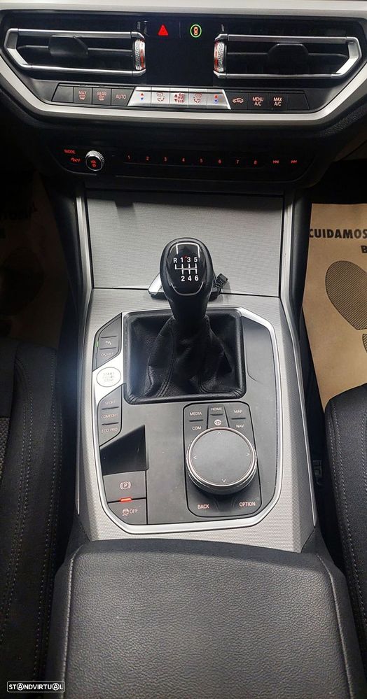 BMW 318 d Line Sport - 19