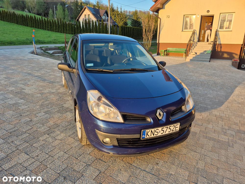 Renault Clio - 6