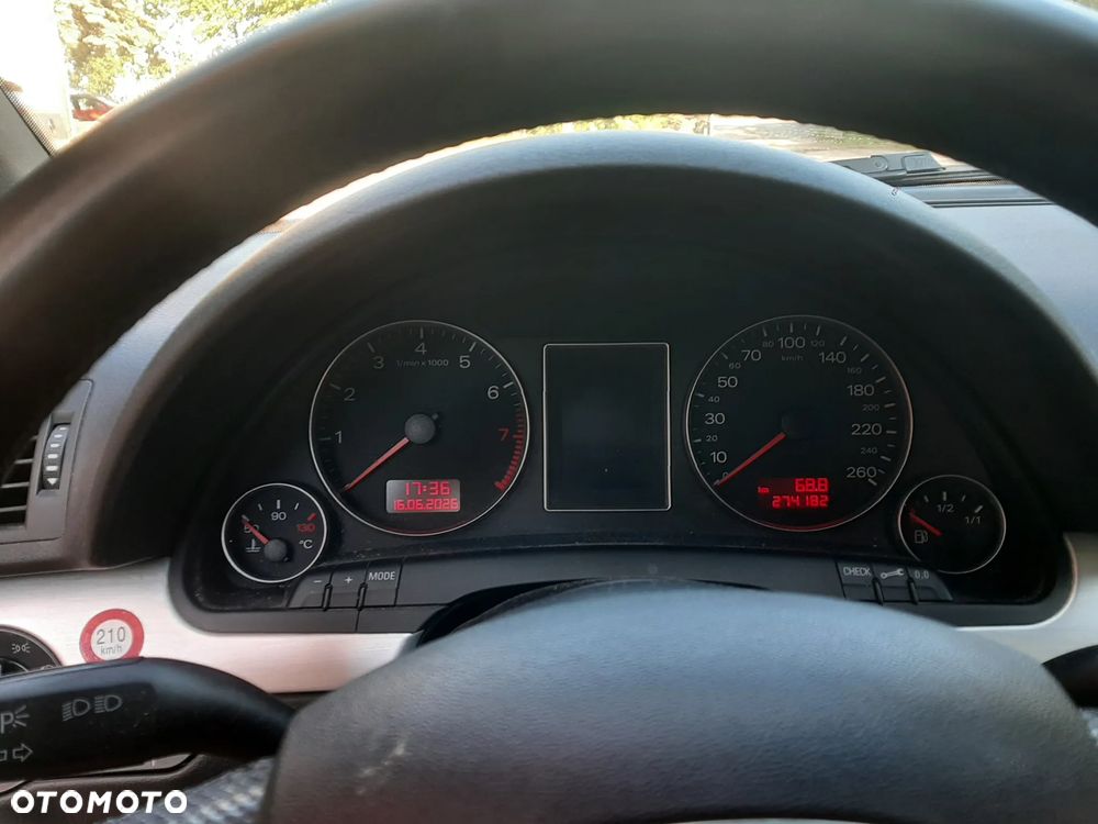 Audi A4 Avant - 22