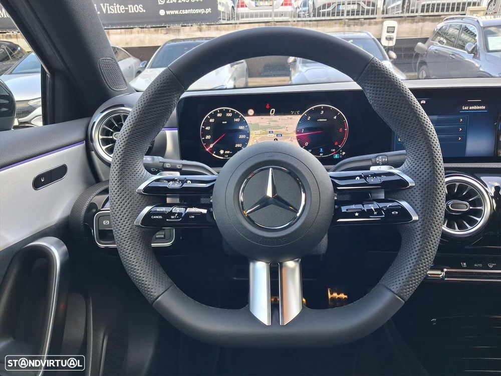 Mercedes-Benz A 180 - 23