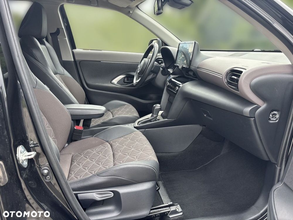 Toyota Yaris Cross - 11