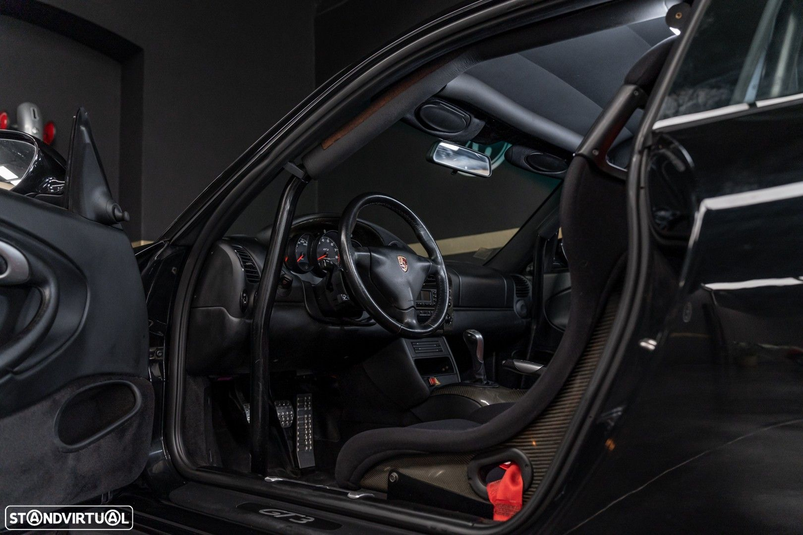 Porsche 911 Série F - 14