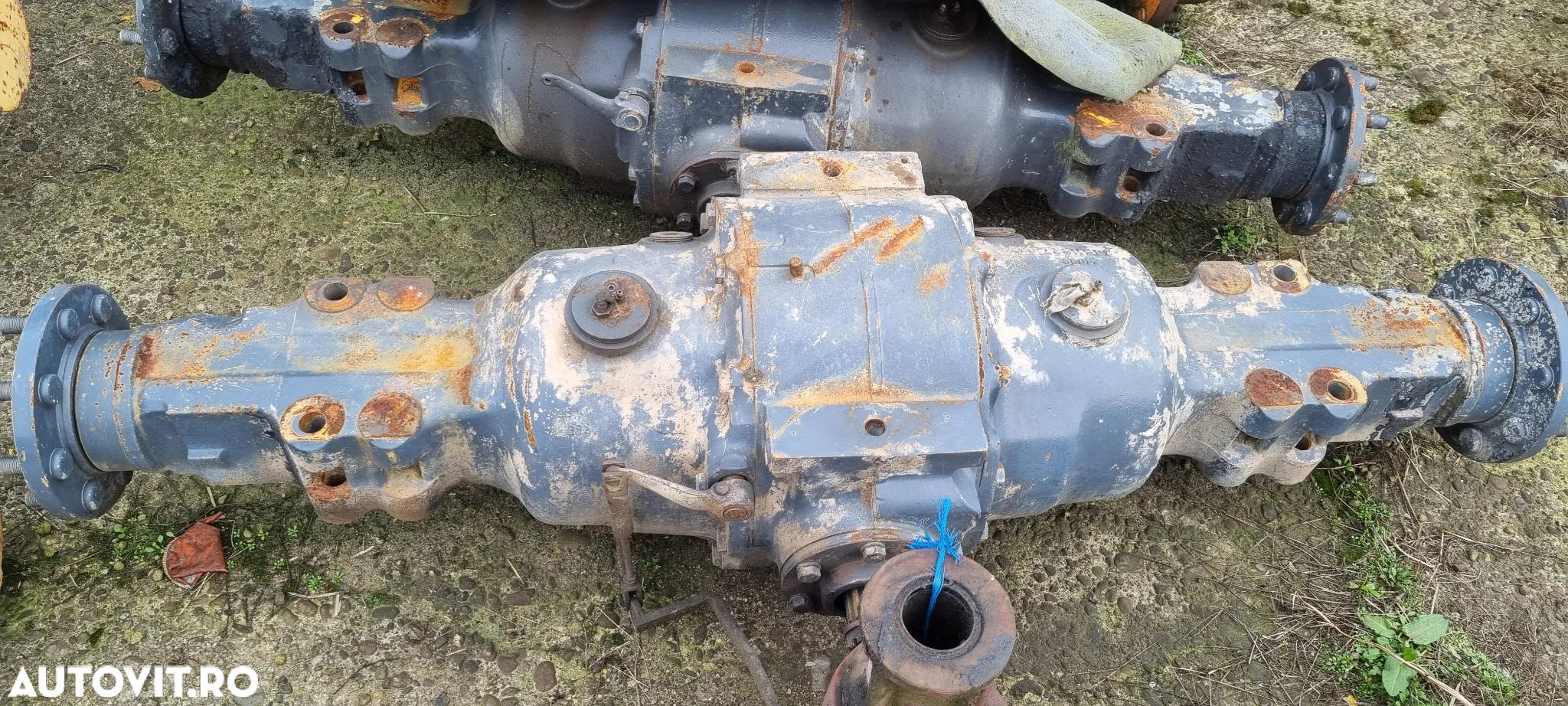 punte spate FIAT HITACHI, NEW HOLLAND - 2