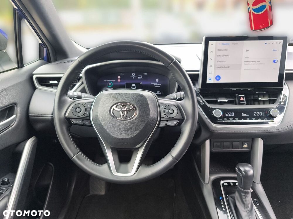 Toyota Corolla Cross - 16