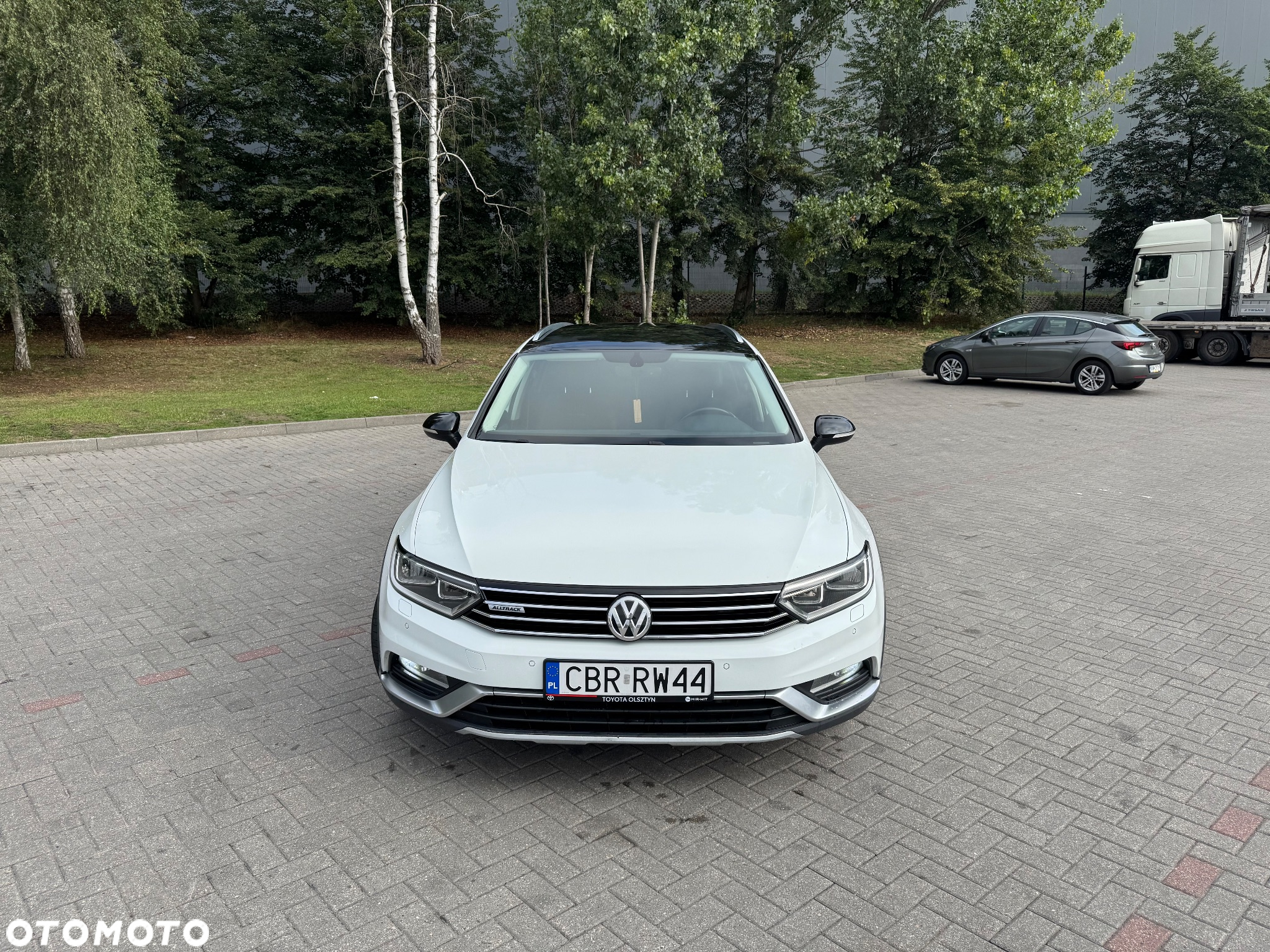 Volkswagen Passat Alltrack 2.0 TDI 4Mot DSG - 2