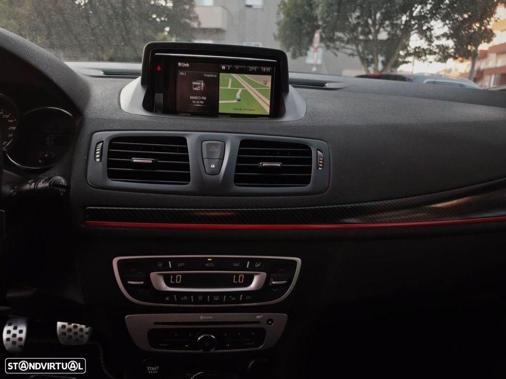 Renault Mégane Sport Tourer 1.5 dCi GT Line SS - 20