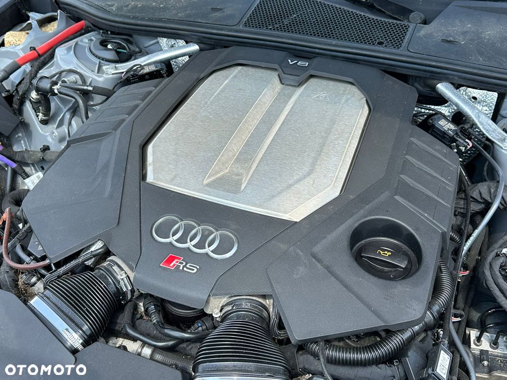 Audi RS6 Avant - 7