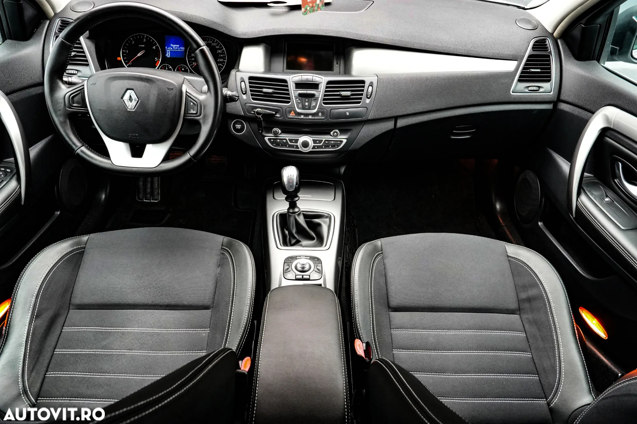 Renault Laguna Navi 2.0dCi Dynamique - 8