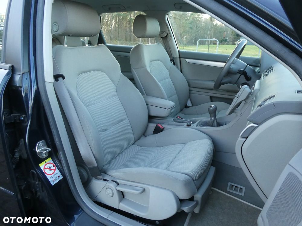 Audi A4 Avant 1.8 T - 13