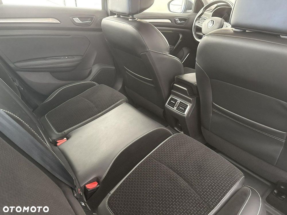 Renault Megane - 24