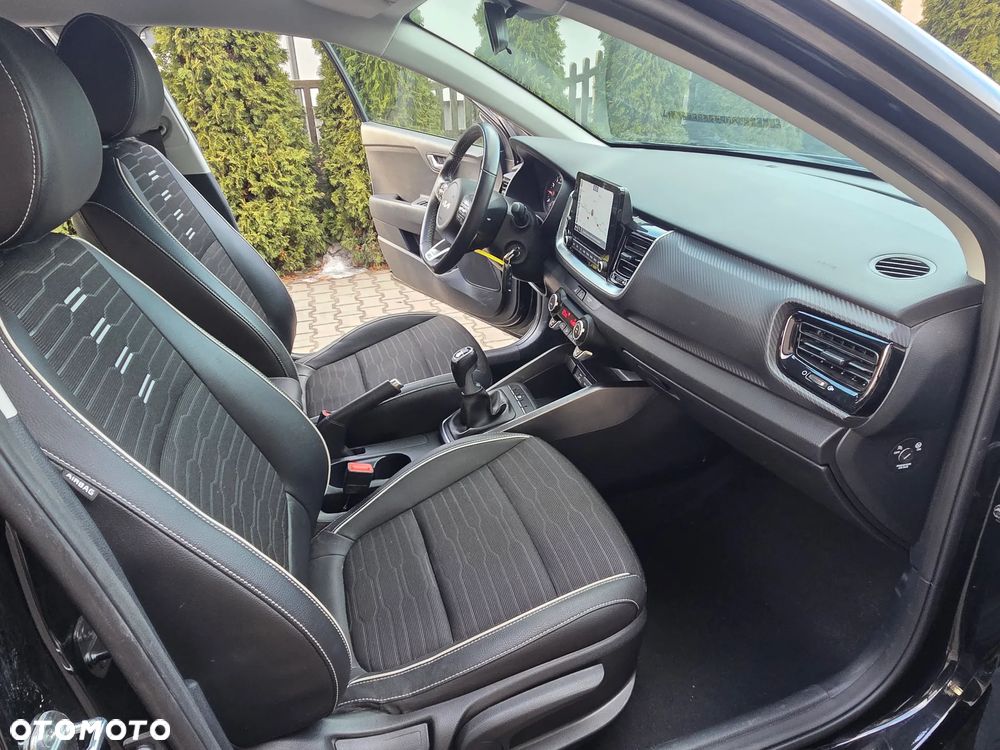 Kia Stonic 1.0 T-GDI GT Line - 8