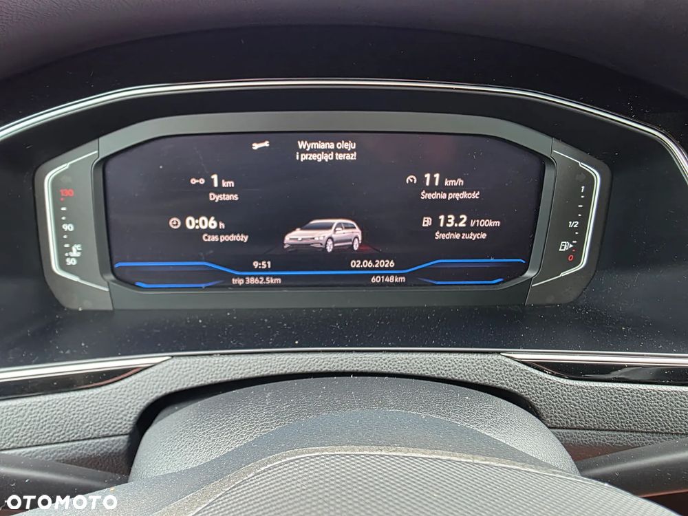 Volkswagen Passat 2.0 TDI SCR DSG 4Motion Business - 24